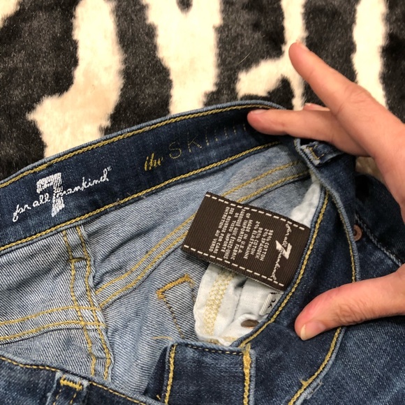 ✨HP✨7FAM The Skinny Medium Wash Skinny Jeans - Picture 7 of 7